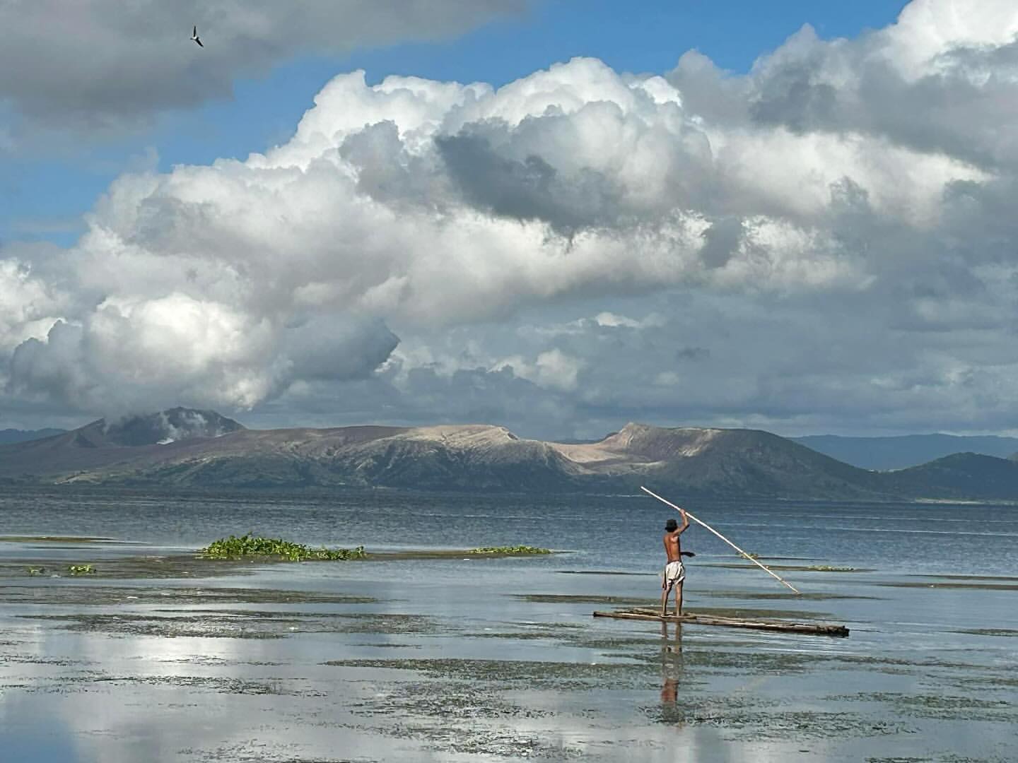 Timeless lakeside scene at Kapusod