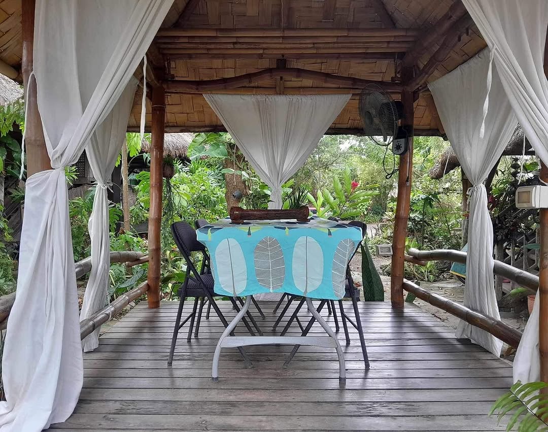 Tawilis with a twist served at the outdoor cabana at Kapusod